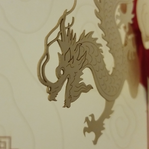 Beautiful Handmade Papercutting 3D Dragon card - Picture 5 of 7